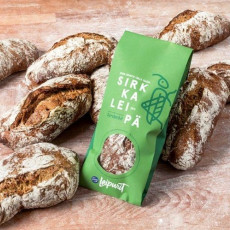 Finské pekařství, jako první na světě, uvedlo do prodeje chléb z rozdrcených cvrčků