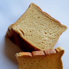 Definitivní rozhodnutí: Evropská komise neproplatí 100 milionů Agrofertu za linku na výrobu toastového chleba